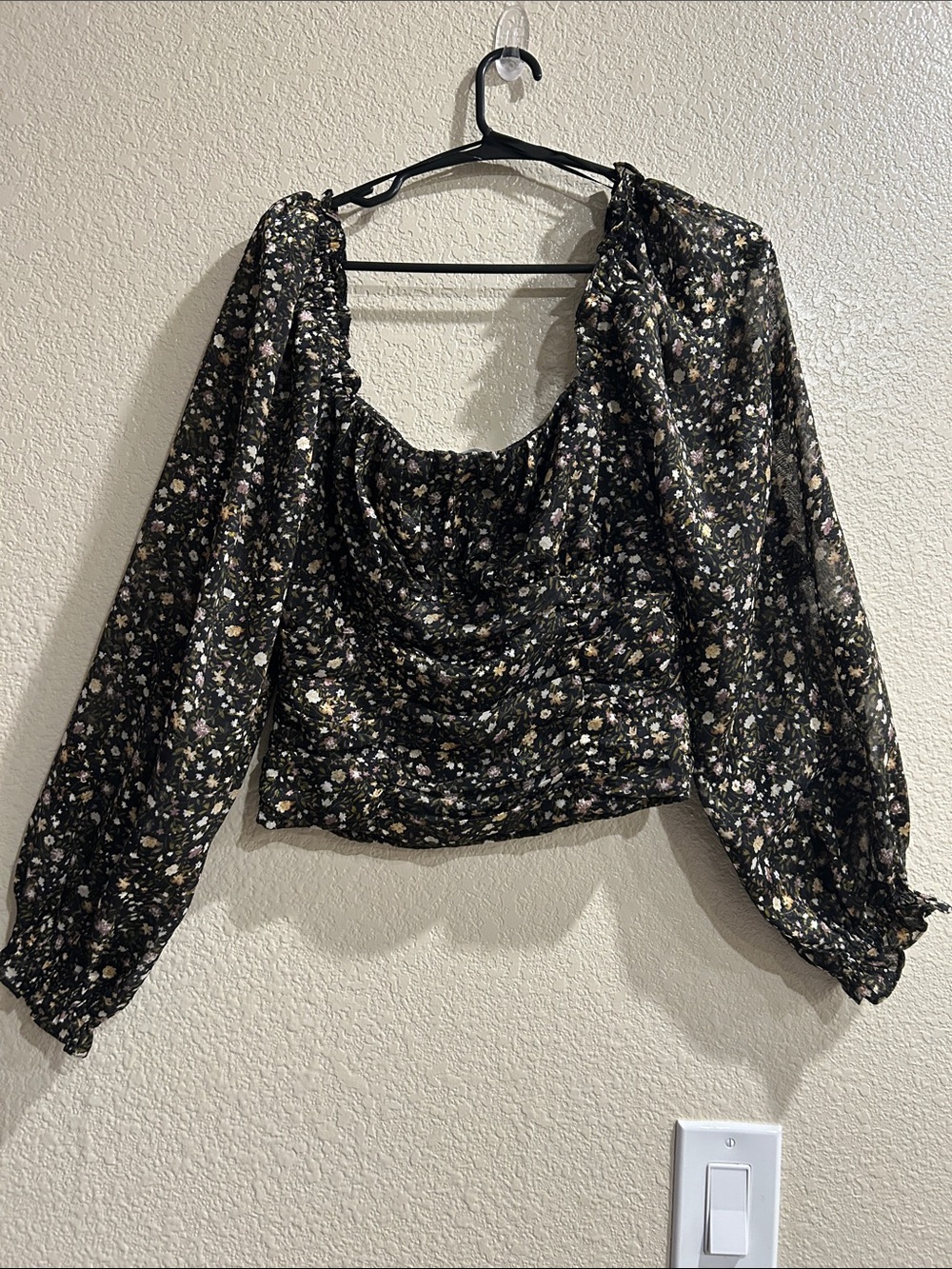 Astr Black Floral Long Sleeve Square Neck Blouse with Ditsy Print Size M